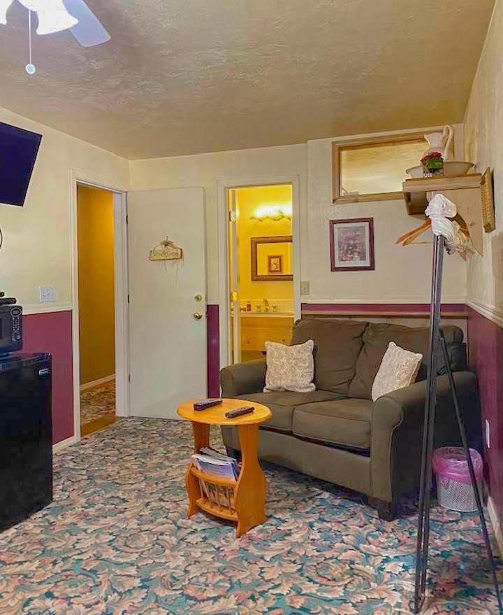 צ'מולט Dawson House Lodge מראה חיצוני תמונה