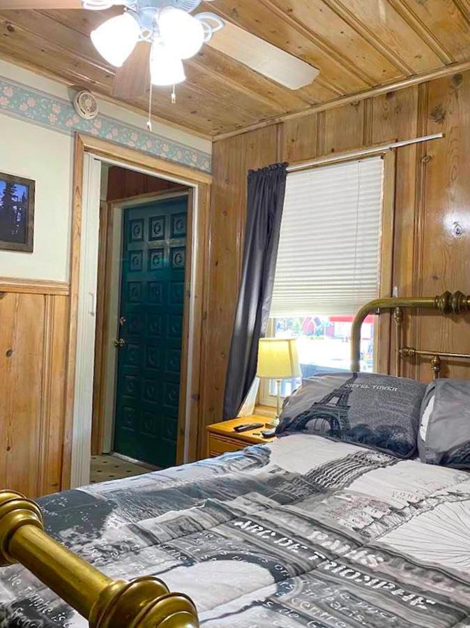 צ'מולט Dawson House Lodge מראה חיצוני תמונה